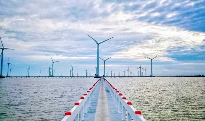 EVN đề xuất phát triển 4.000 MW điện gió ngoài khơi vịnh Bắc Bộ